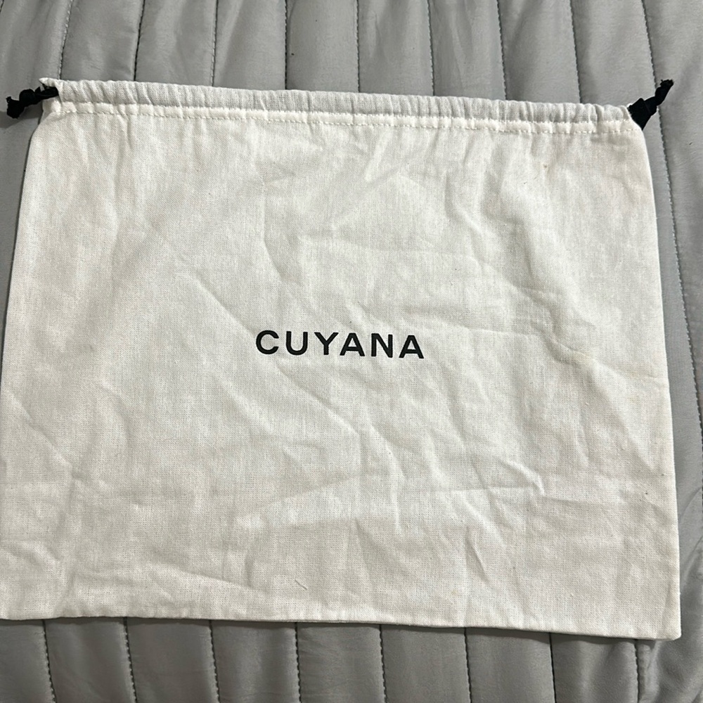 Cuyana Drawstring Dust Bag